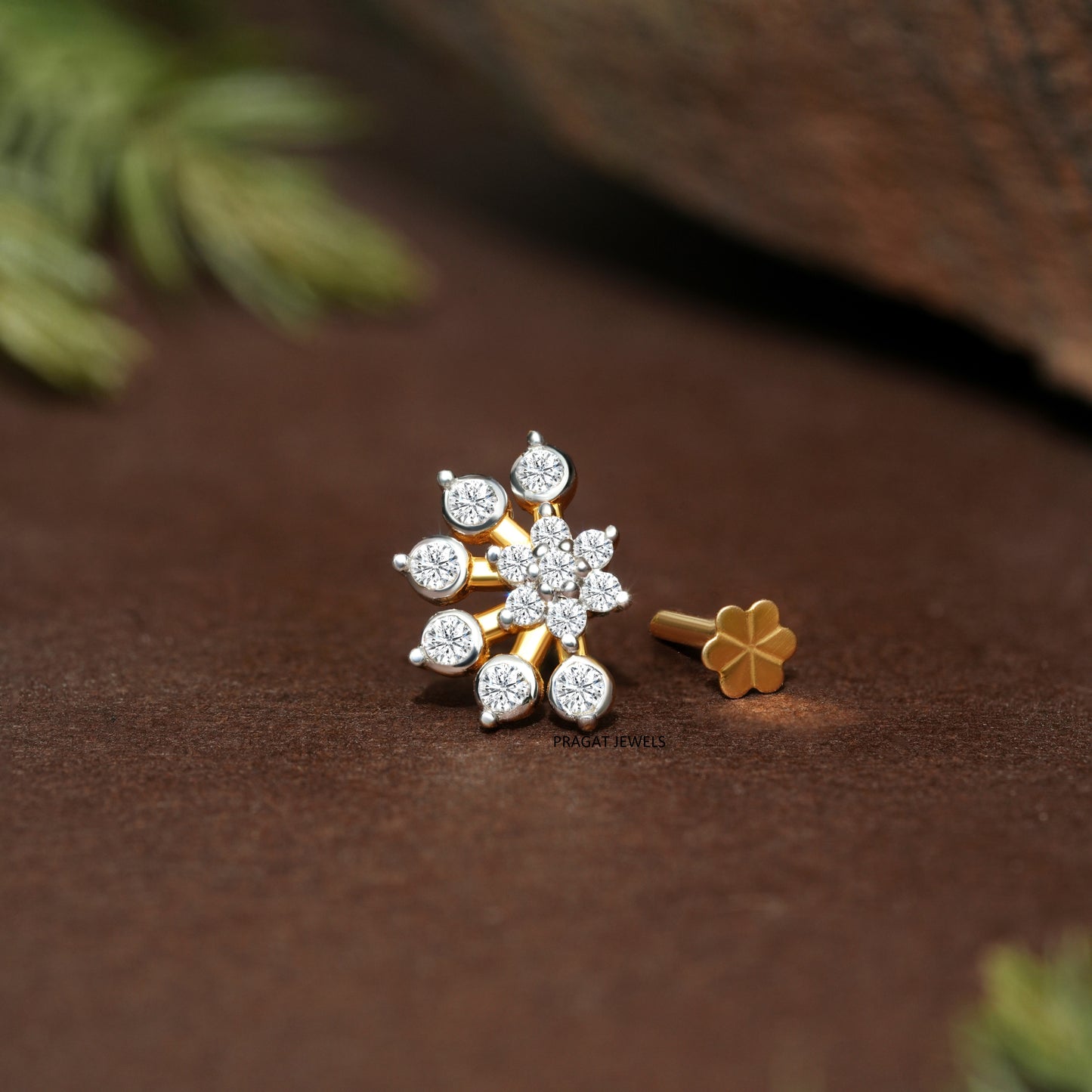 Royal Bloom Diamond Gold Nose Pin/Sunburst Diamond Nose Stud/Floral Crown Gold Nosepin/NP1344