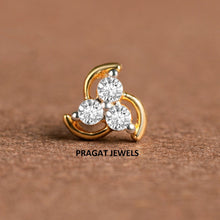Cluster Nosepin Brilliant Cut Handcrafted With Love.NP0583