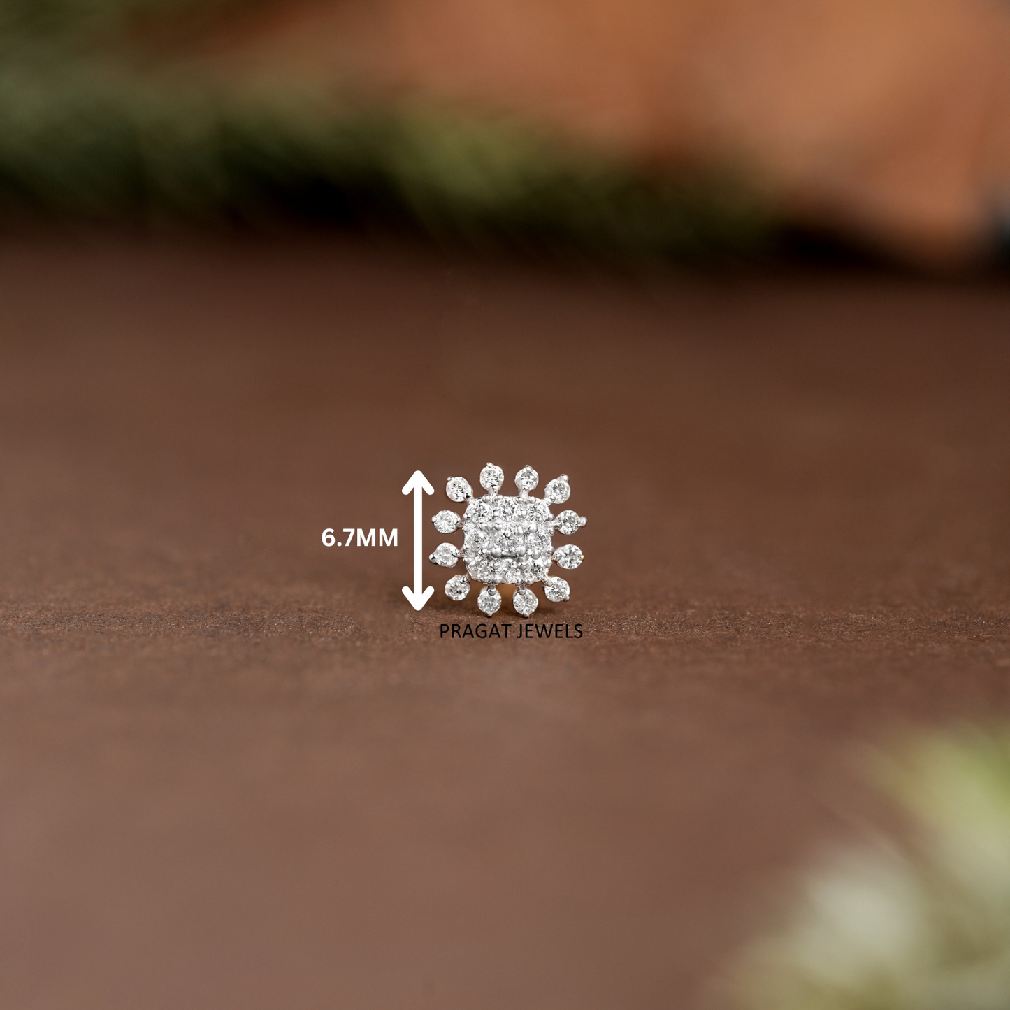 Natural Diamond Flower Stud for Nose Tragus Lobe Conch,  Gold Diamond Cluster nosepin NP0692