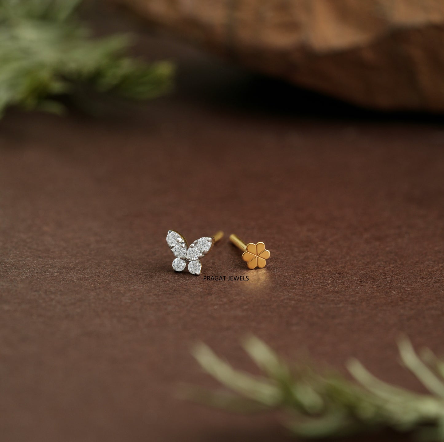 Golden Butterfly Diamond Nosepin/Flutter Glow Gold Nose Stud/Butterfly Spark Nosepin/NP1174
