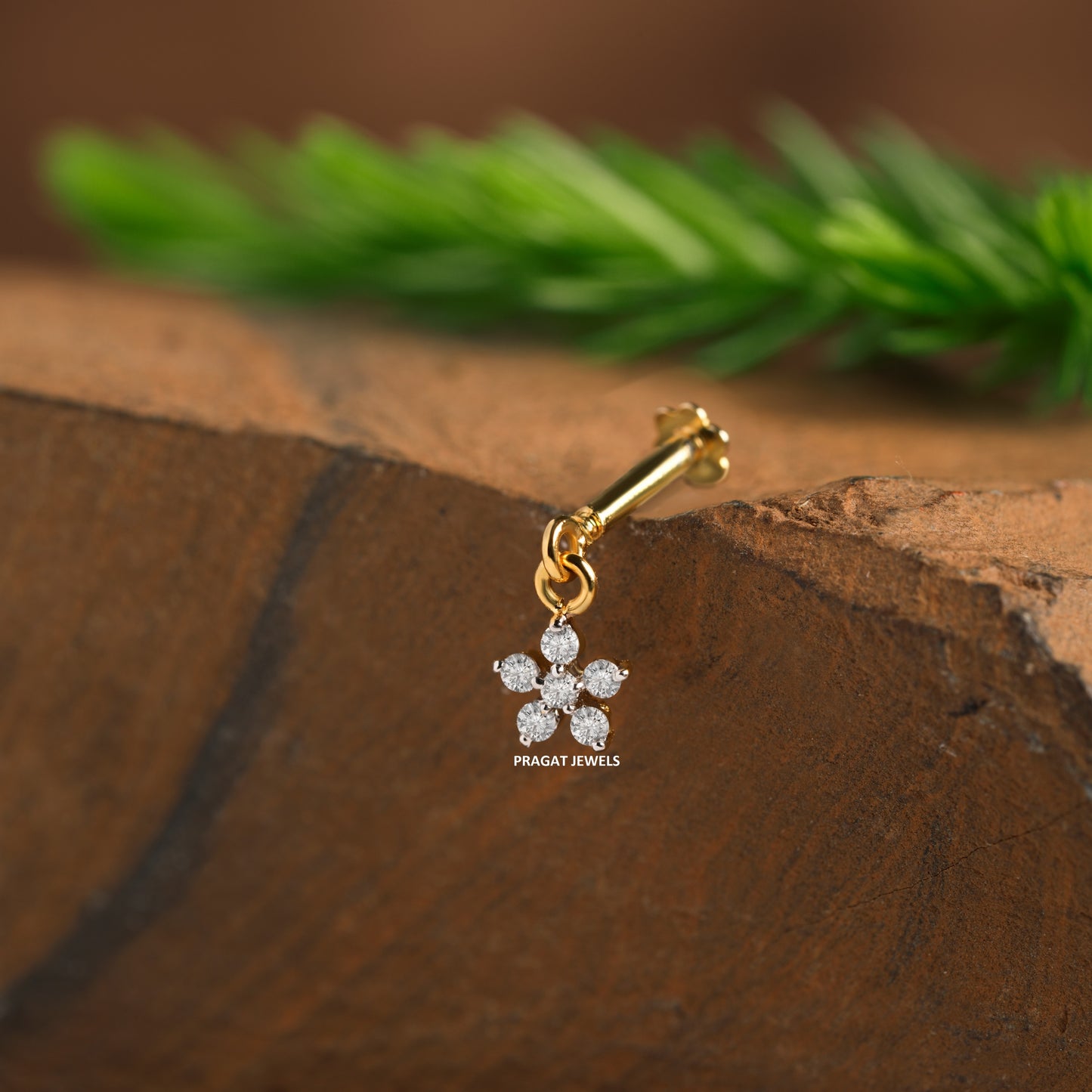 Diamond Cluster Helix Bugadi 18k Yellow Gold Brilliant Cut Diamond Handcrafted With Love.NP0143