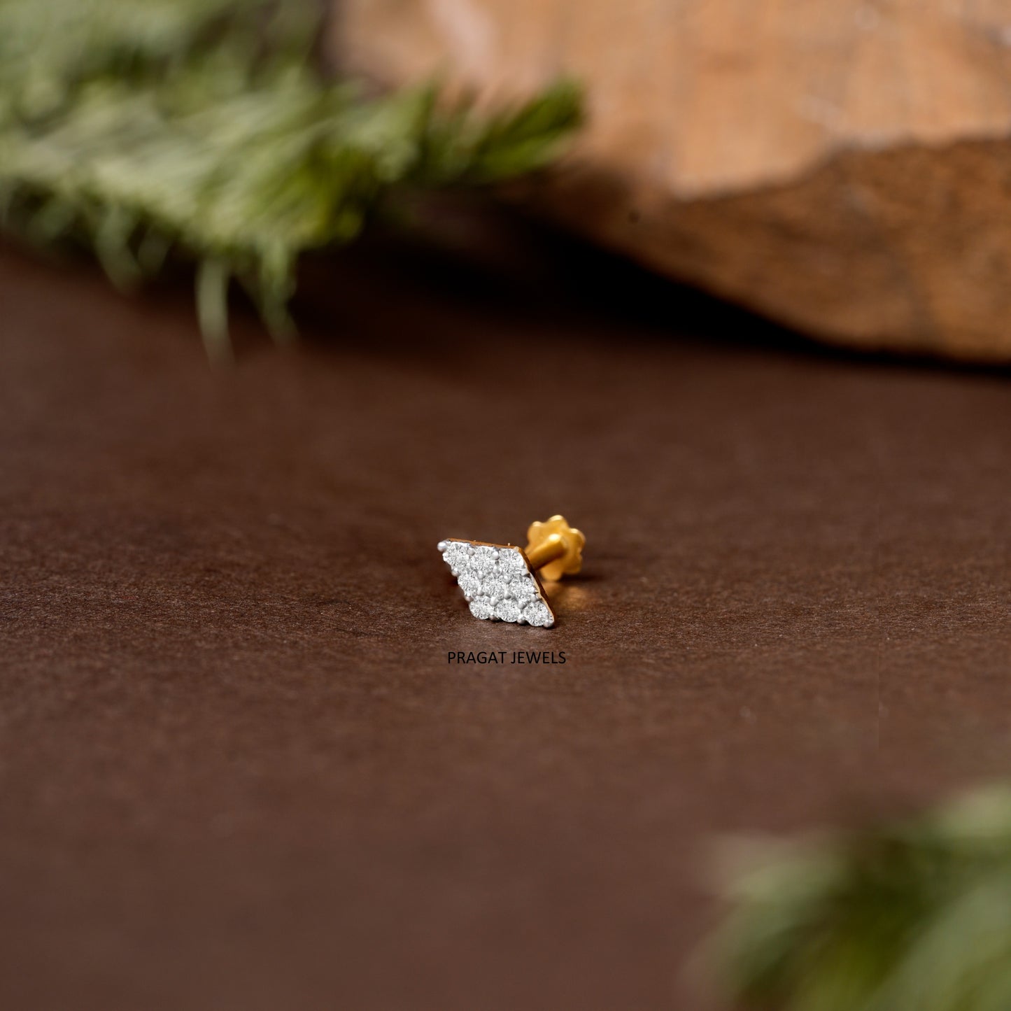 Celeste Cluster Diamond Nosepin/Minimal Spark Diamond Nose Stud/NP0797