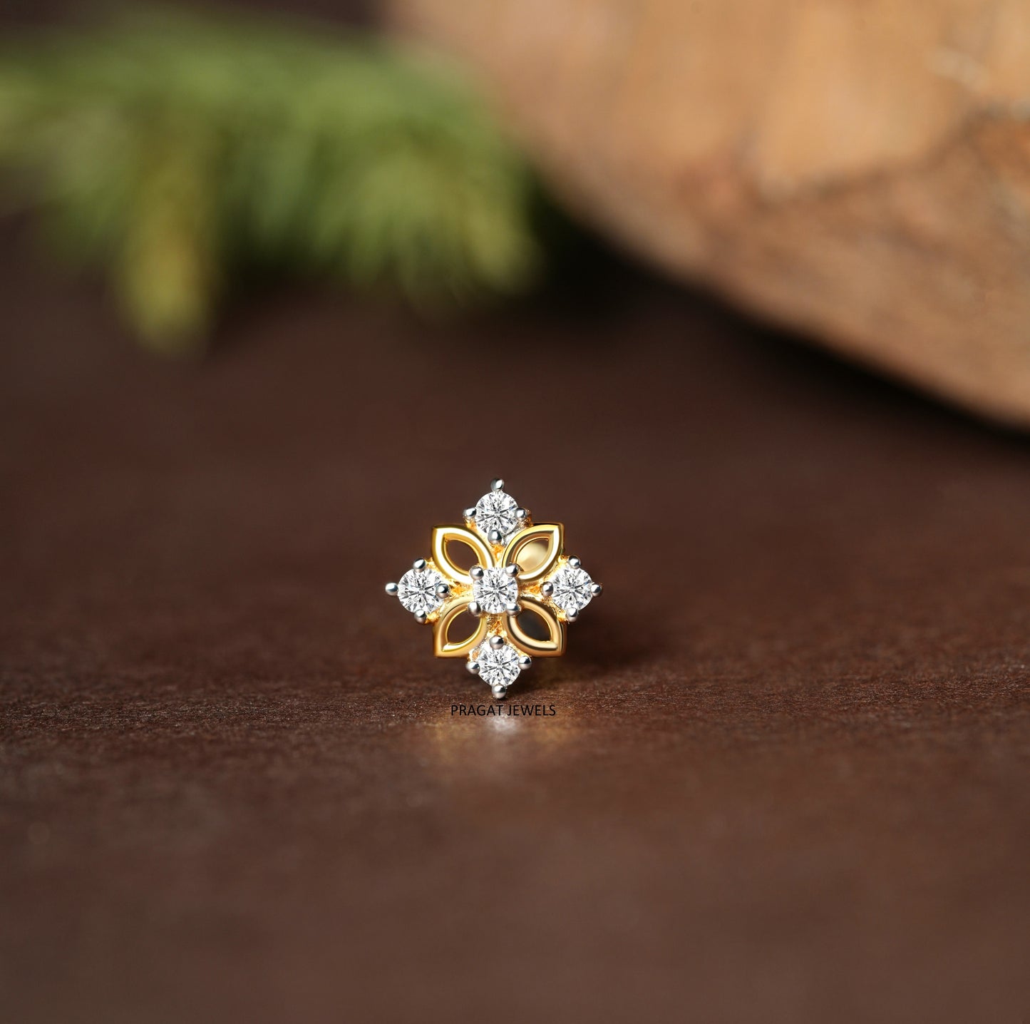 Bloom Spark Gold Nose Pin/Diamond Blossom Nose Pin/Floral Grace Gold Nose Pin/NP1388
