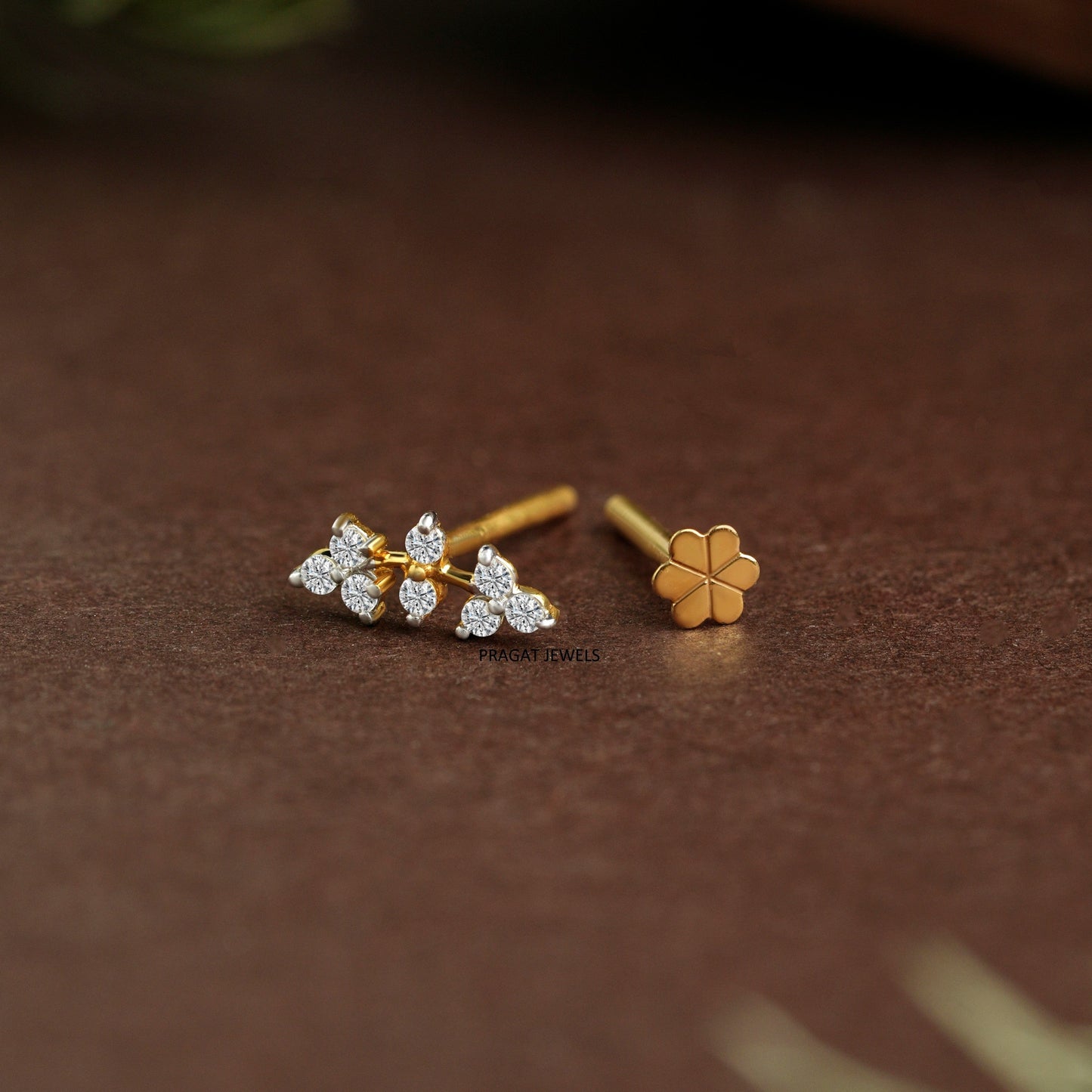 Golden Vine Diamond Nose Pin/Floral Curve Gold Nose Stud/Diamond Leaflet Nose Pin/NP1281