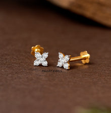 Blossom Shine Stud Earring/Petal Spark Flower Stud