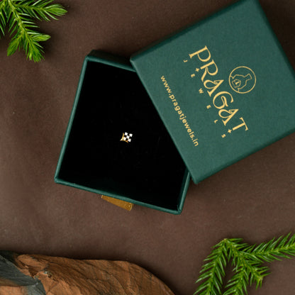 Diamond Clover Gold Studs/Royal Spark Grid Earrings/Golden Charm Diamond Studs/NP0984