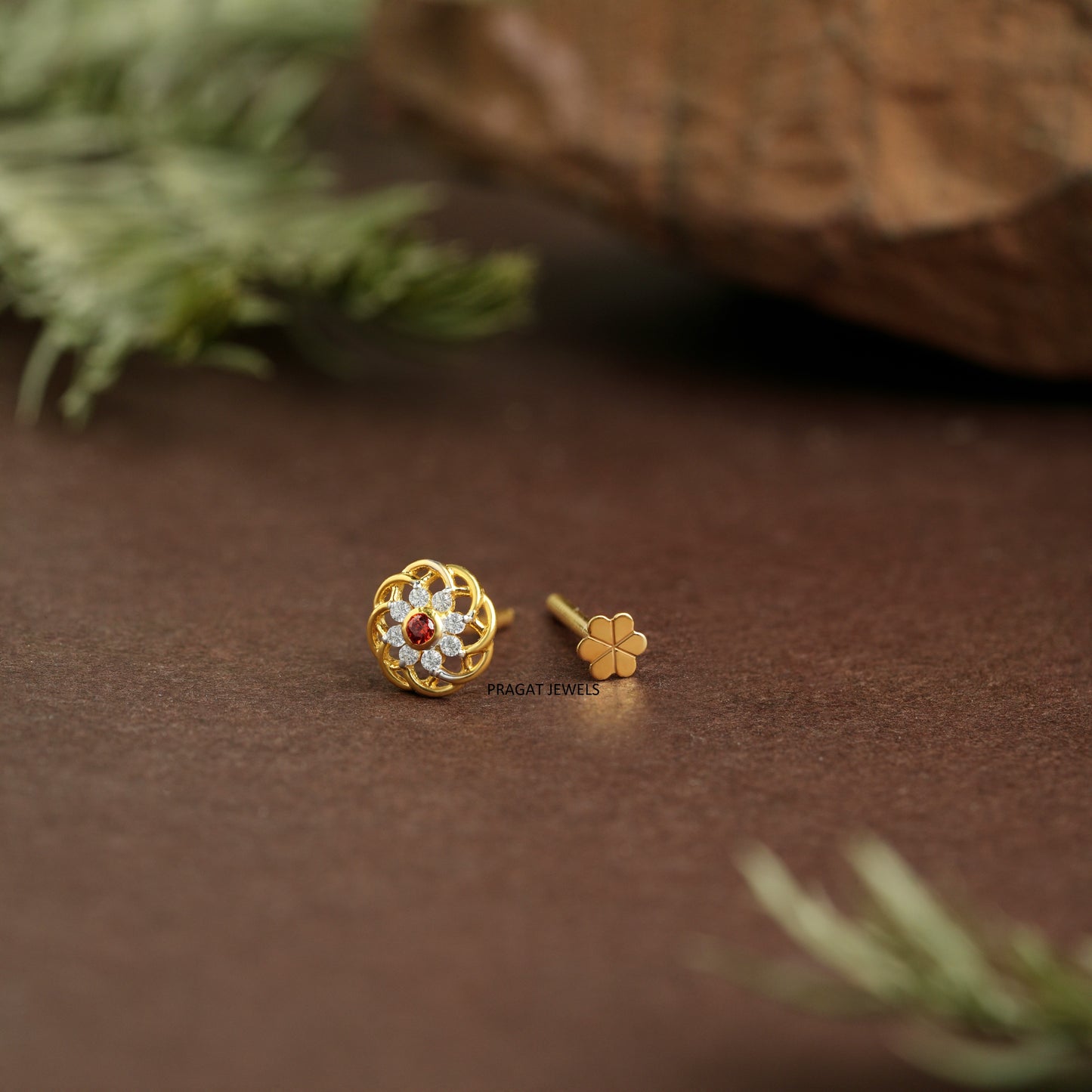 Ruby and green diamond cluster NosePin/“Golden Daisy Charm” Gold Nose Pin/“Floral Twinkle” Gold Nose Pin/NP0894