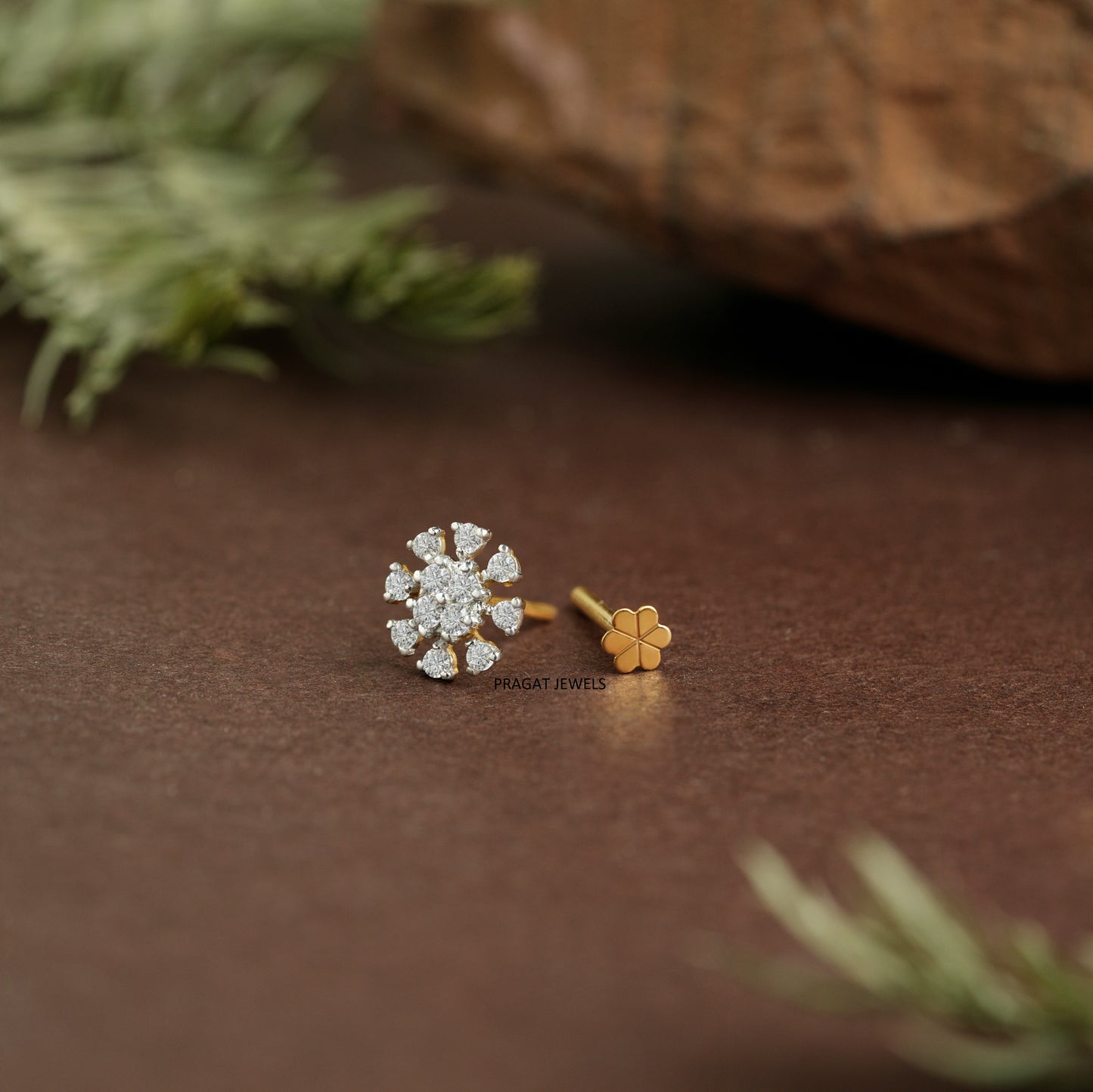 Golden Blossom Diamond Nosepin/Floral Spark Gold Nose/Floral Spark Gold Nose Stud/NP0717