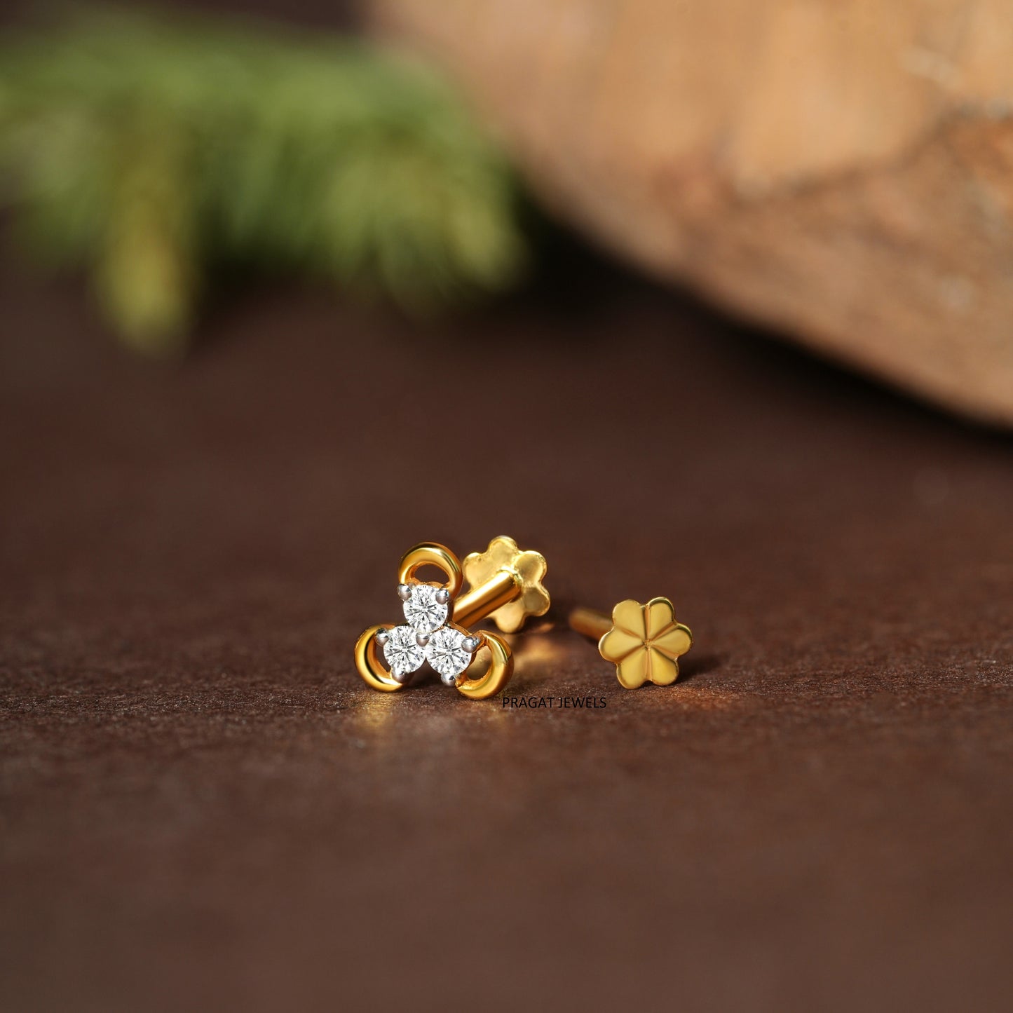 Trinity Spark Gold Nose Pin/Tri Bloom Diamond Nose Pin/Golden Trinity Nose Pin/NP0689