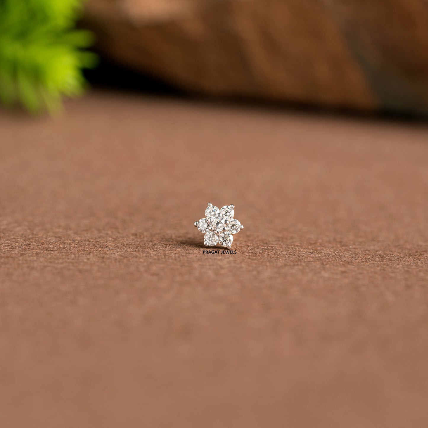 Flower Nose Stud, Diamante Nose Stud,Crystal Nose Pin women Gift for The Percious One.NP0161