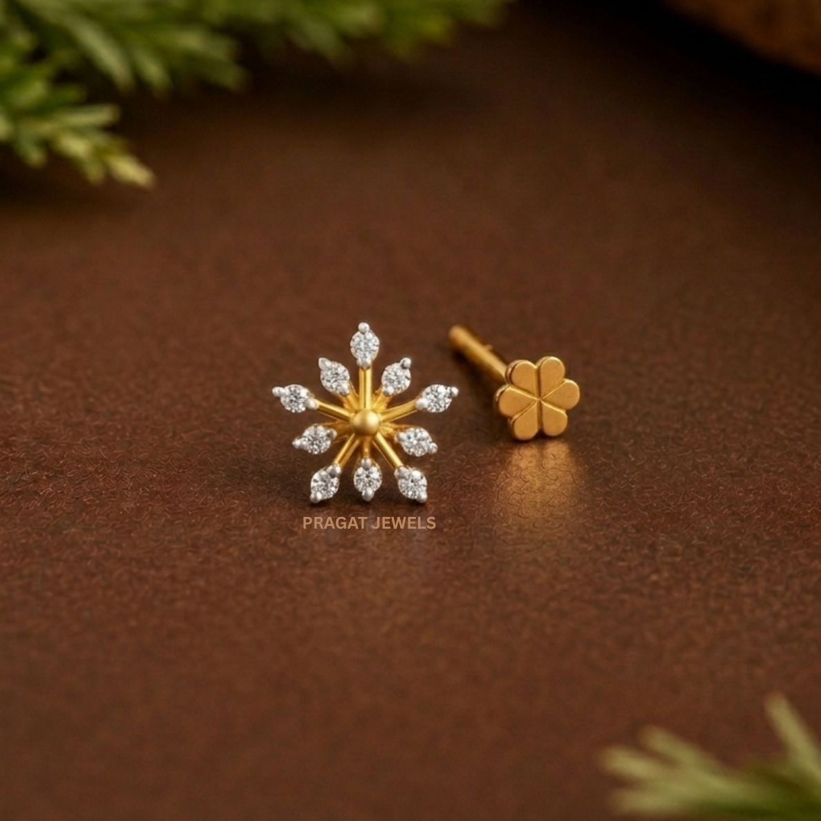 Golden Snowflake Nose Pin/Diamond Sunburst Nose Pin/Celestial Bloom Gold Nose Pin/NP0795
