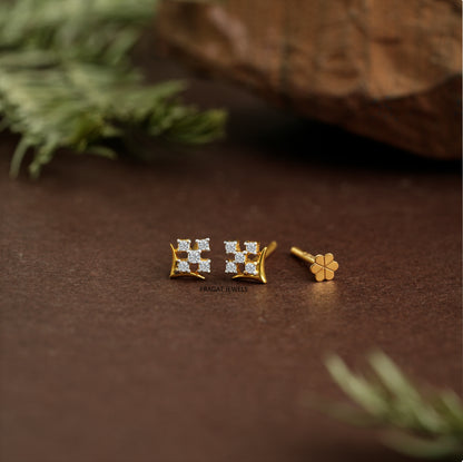 Diamond Clover Gold Studs/Royal Spark Grid Earrings/Golden Charm Diamond Studs/NP0984