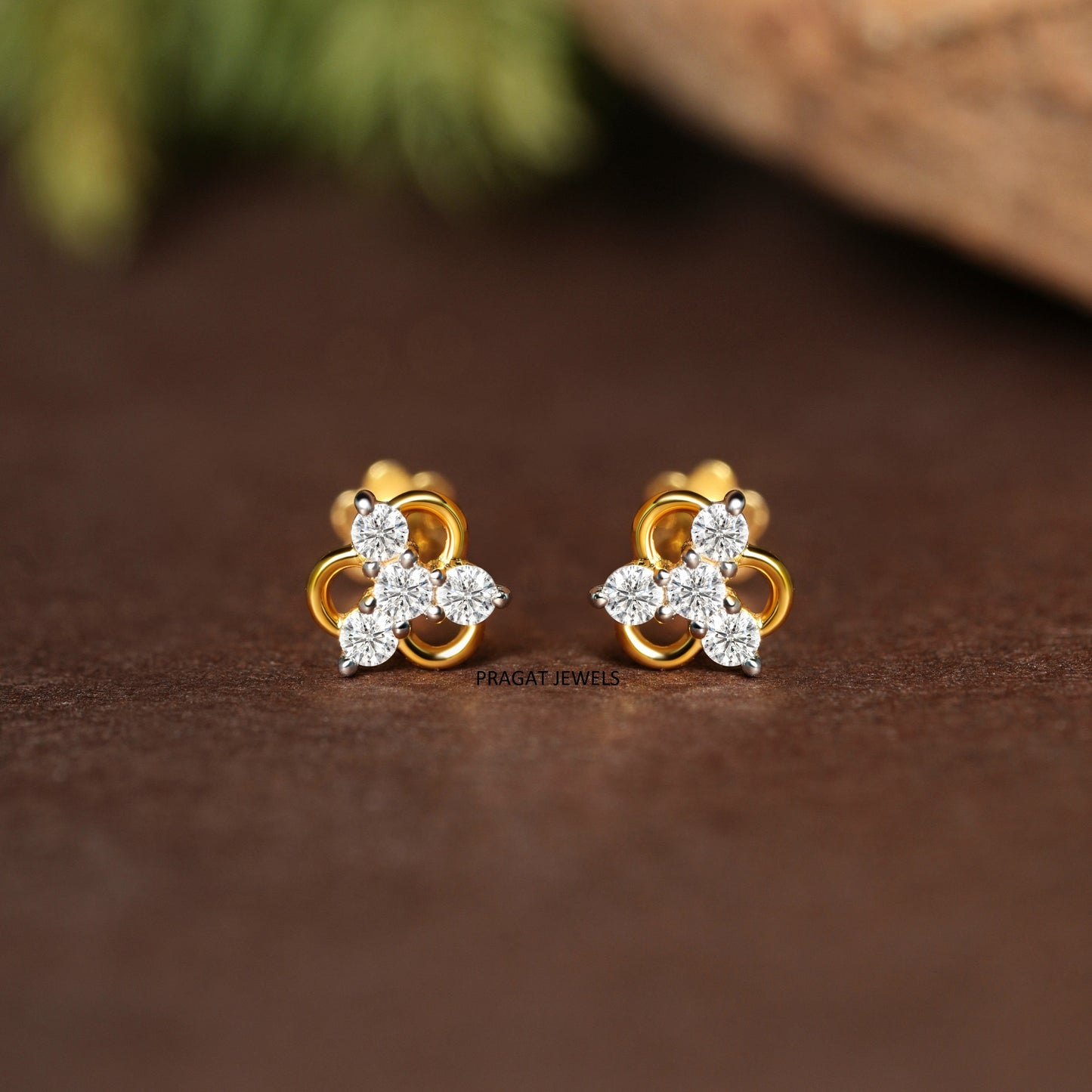 Timeless Trio Gold Stud Earrings/Twinkle Trio Diamond Earrings/Sparkling Cluster Stud Earrings/NP0886