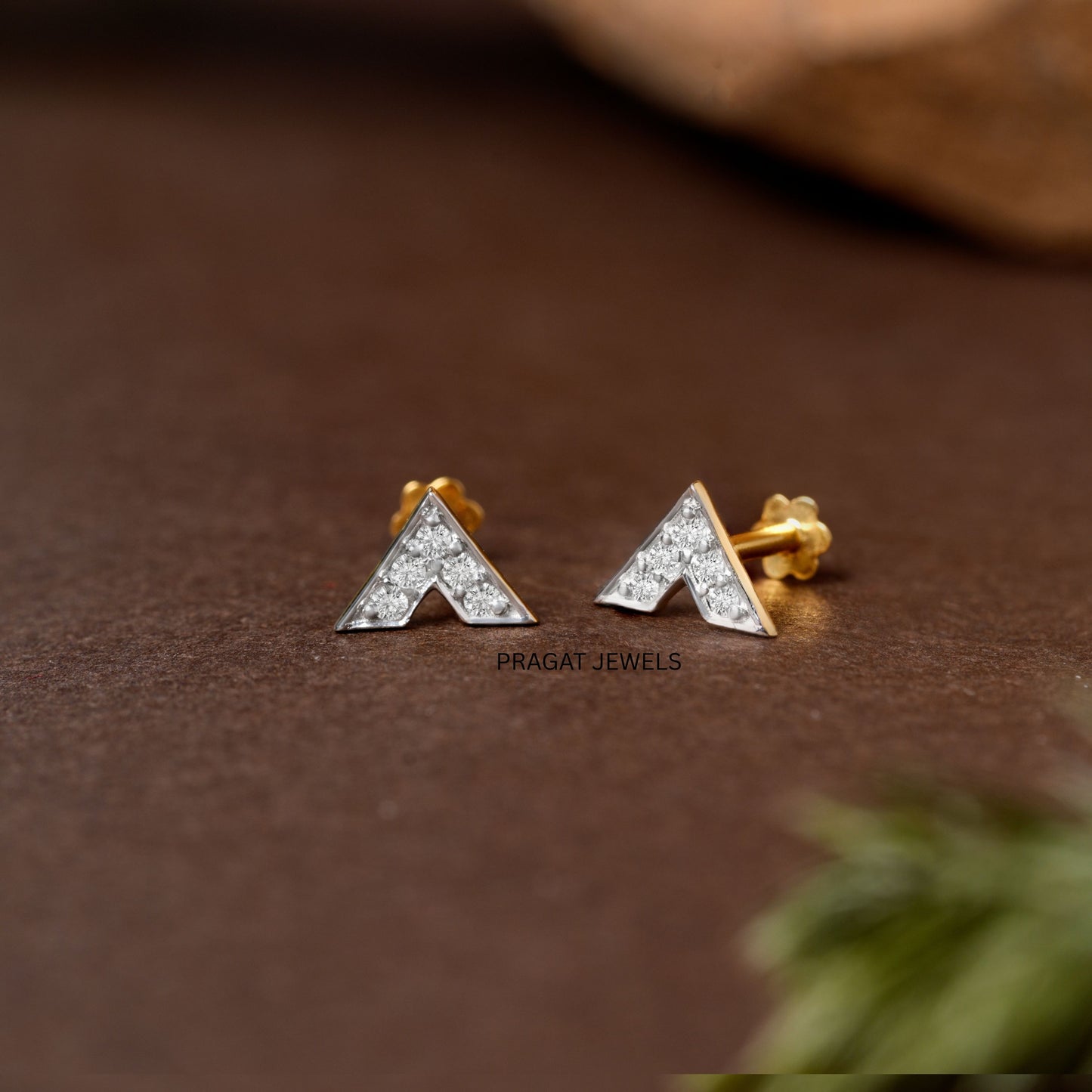 Lucky Clover 18Kt Gold and Diamond Stud Earrings Yellow Gold Bridesmaid Jewelry NP1217