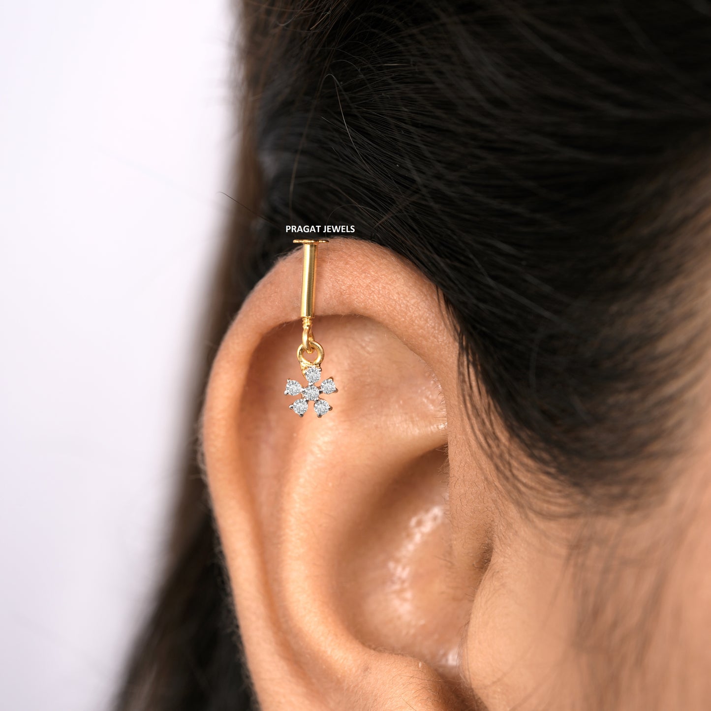 Diamond Cluster Helix Bugadi 18k Yellow Gold Brilliant Cut Diamond Handcrafted With Love.NP0143