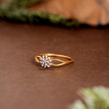 "14K Gold Floral Diamond Ring • Delicate Snowflake Cluster Ring • Dainty Gold Ring for Women • Gift for Her •  Fine Jewelry"LR10410