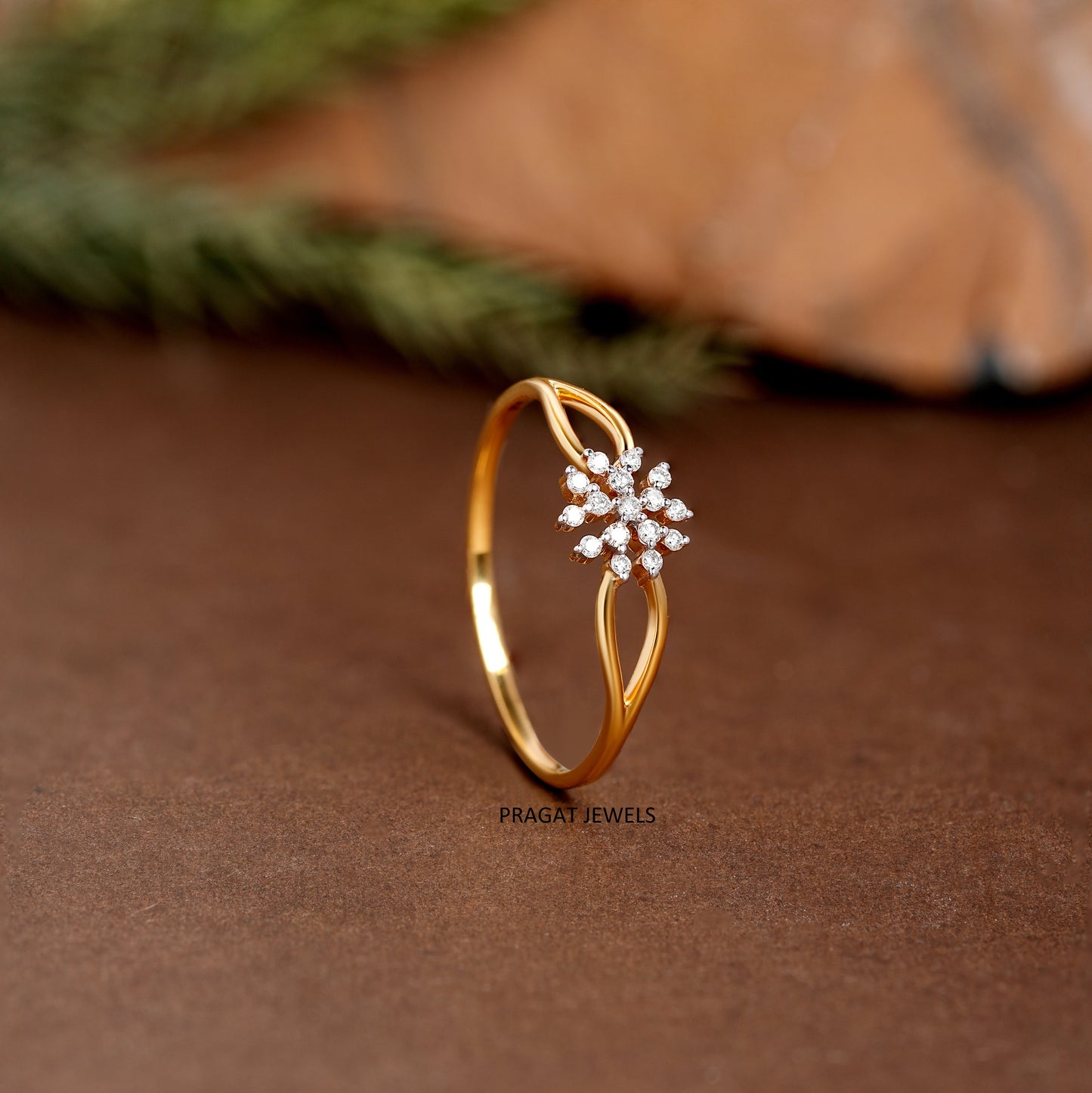 "14K Gold Floral Diamond Ring • Delicate Snowflake Cluster Ring • Dainty Gold Ring for Women • Gift for Her •  Fine Jewelry"LR10410