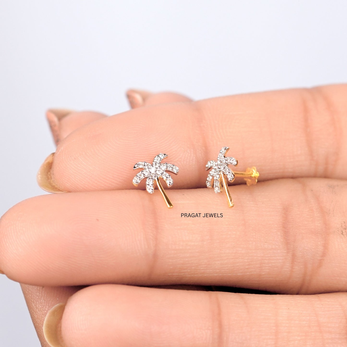 Palm Whisper Diamond Studs/Tropical Grace Diamond Earrings/Golden Palm Spark Studs/NP1230